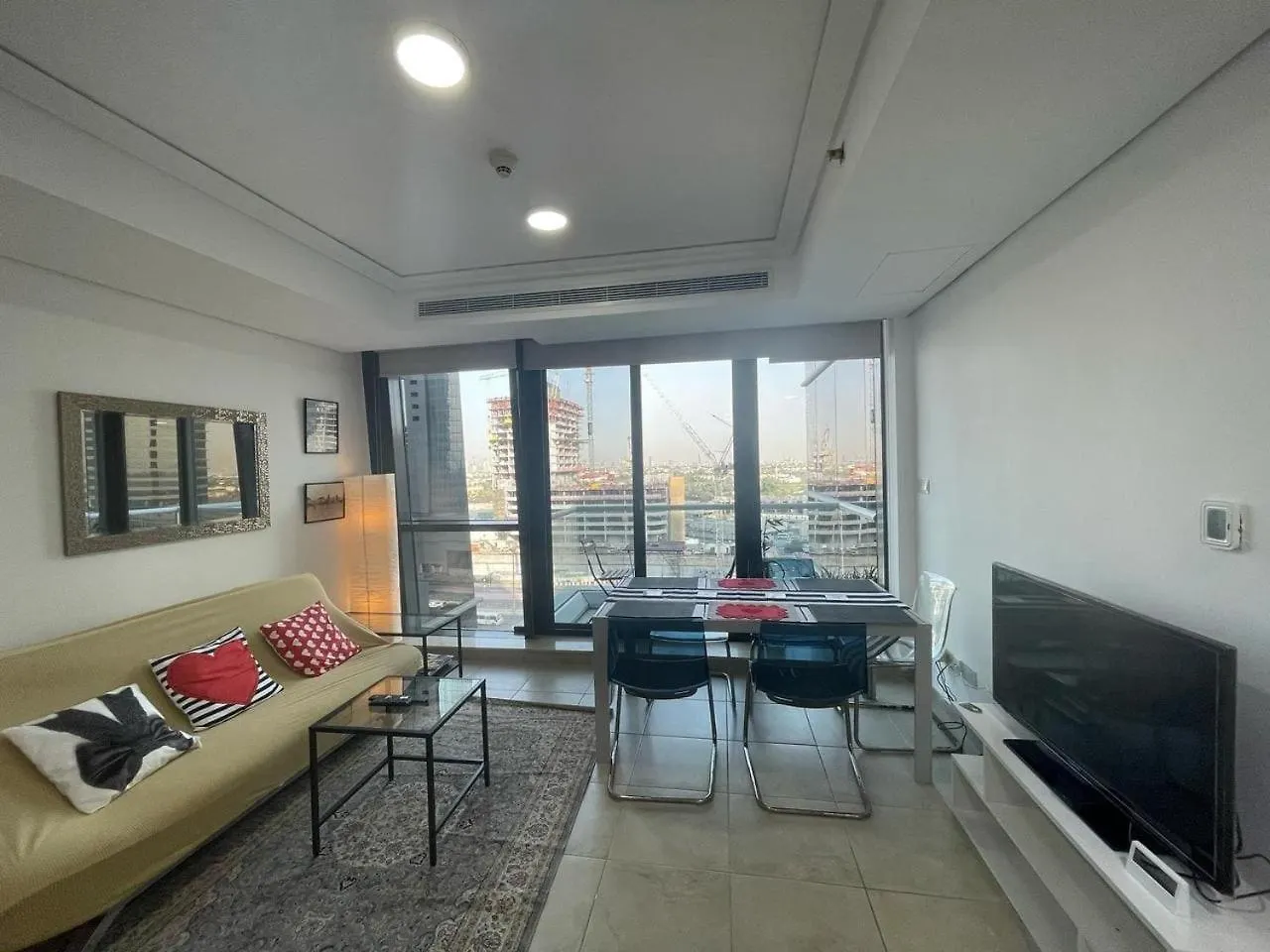 Goldcrest Views 2 - 2Br Apartment In Jlt - Allsopp & Allsopp Dubai